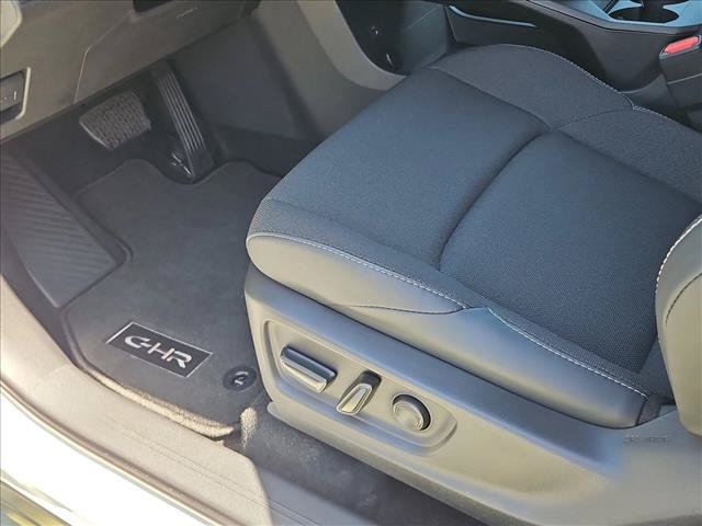 New 2026 Toyota C-HR AWD/4WD image 4