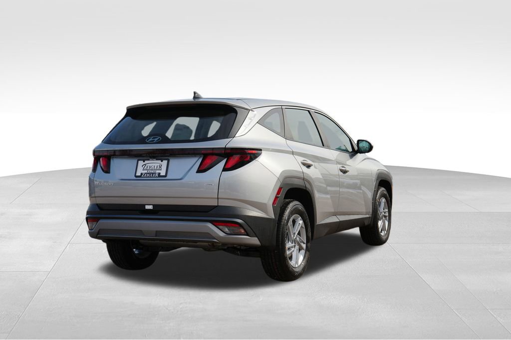 New 2026 Hyundai Tucson SE image 7