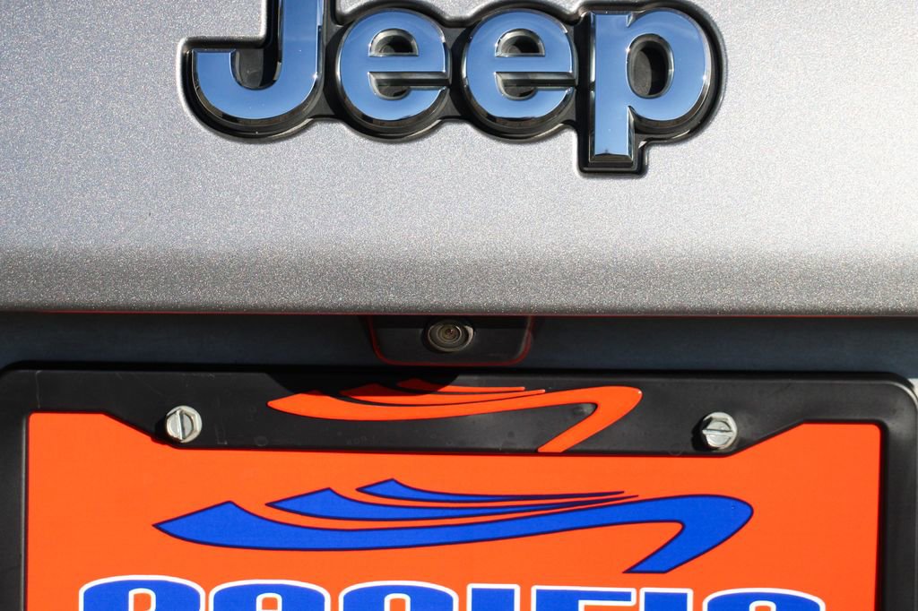 Used 2021 Jeep Cherokee Latitude Lux image 42