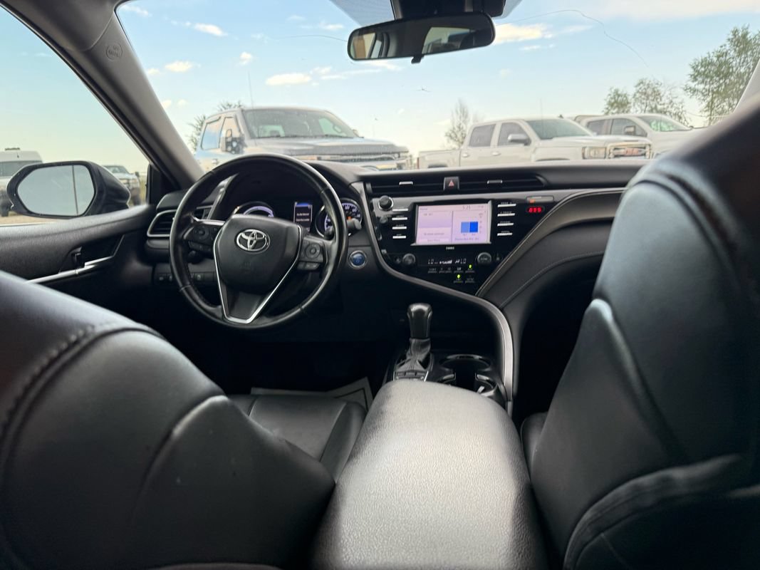 Used 2020 Toyota Camry SE FWD image 24