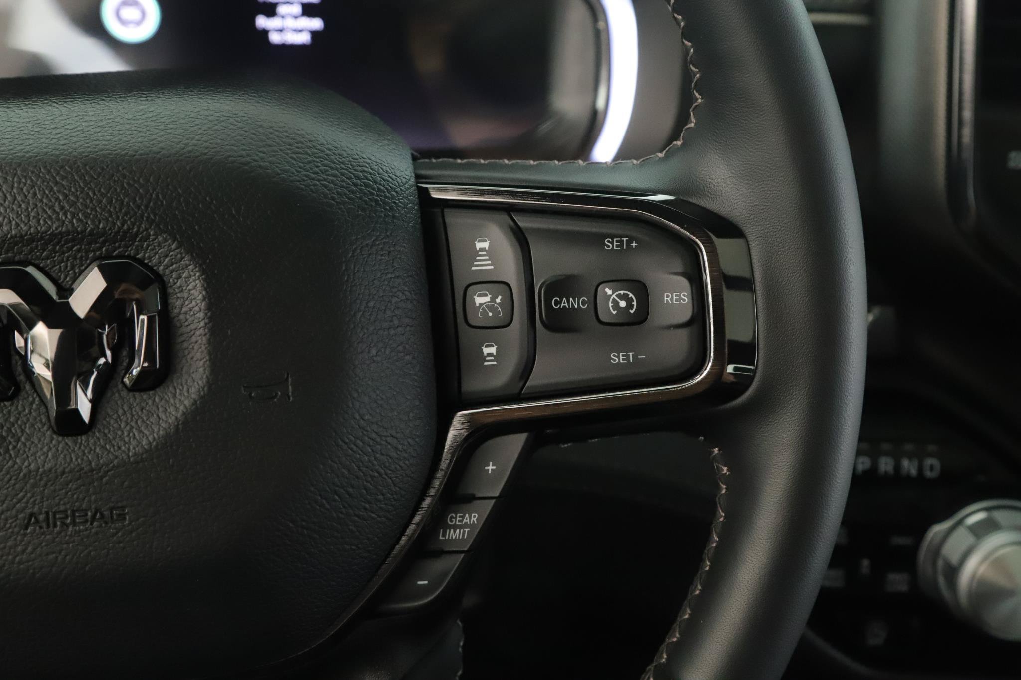 Used 2024 RAM 1500 Limited AWD/4WD image 10