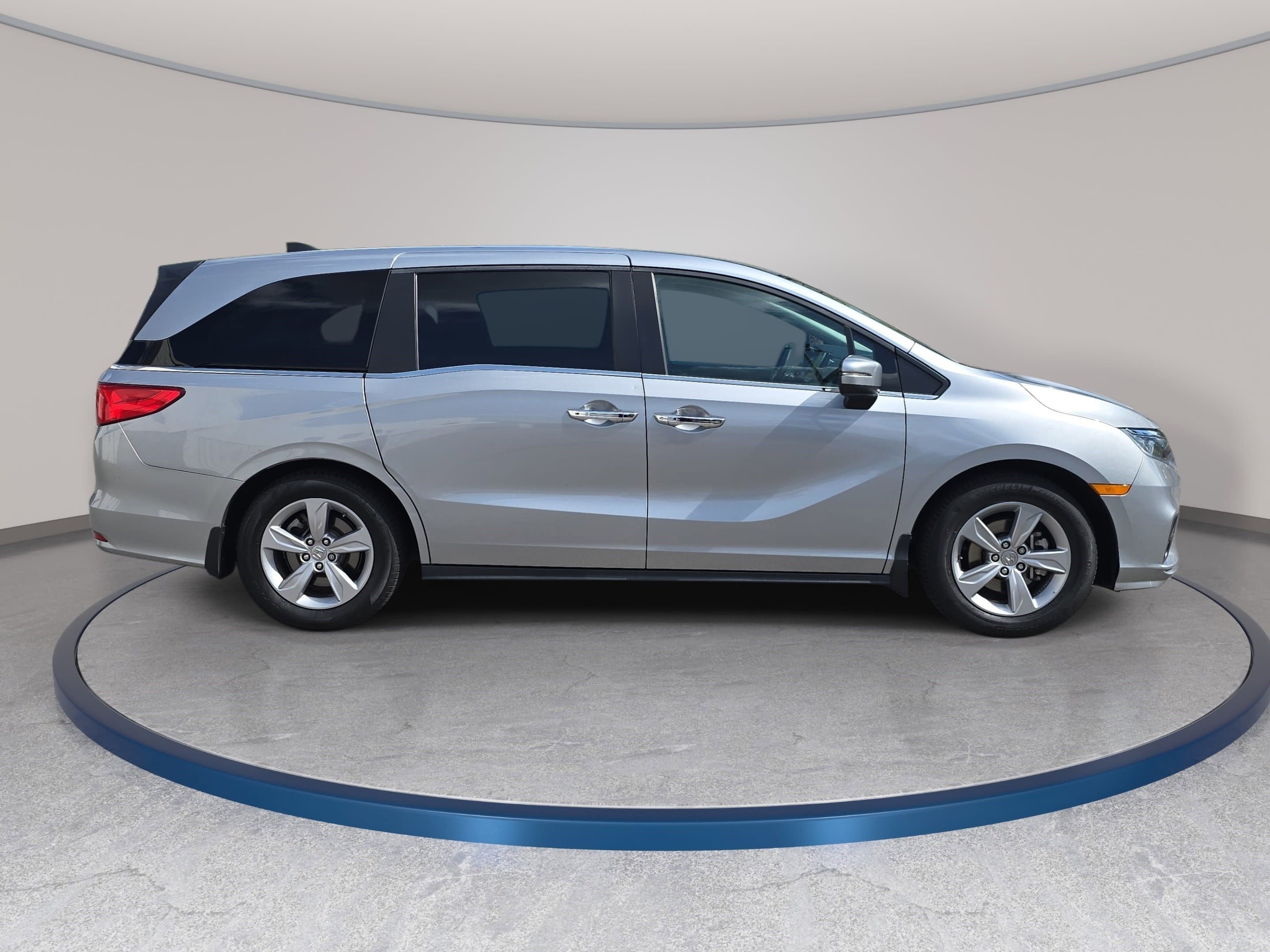 Used 2019 Honda Odyssey EX-L image 4
