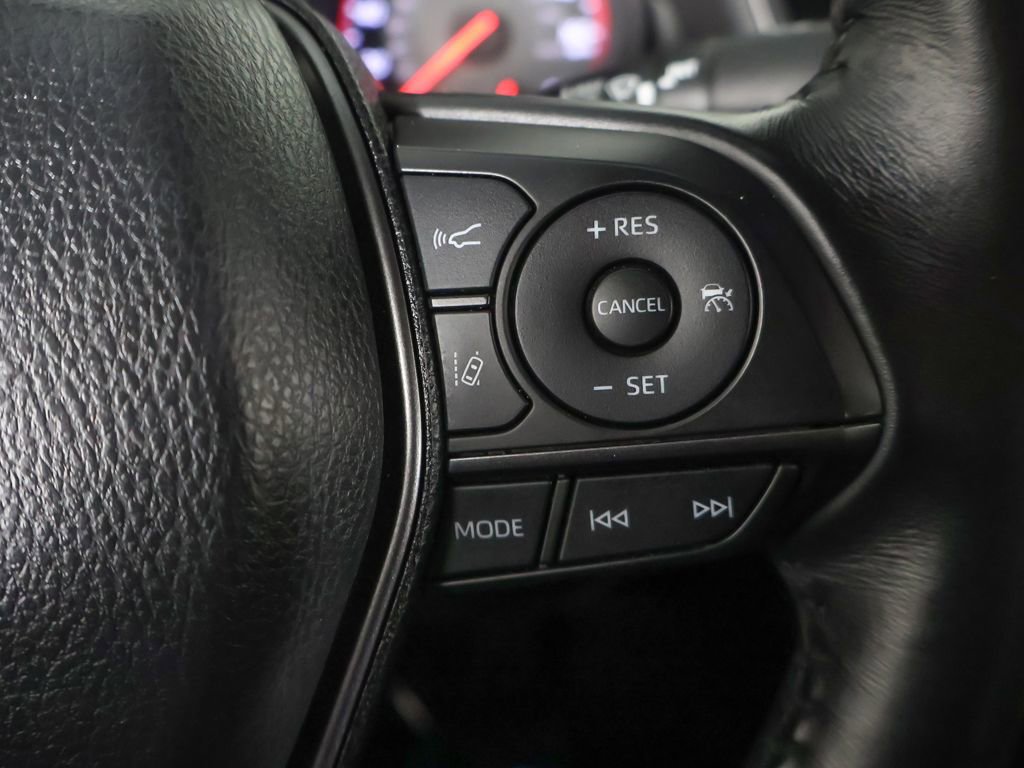 Used 2023 Toyota Camry XSE FWD image 36