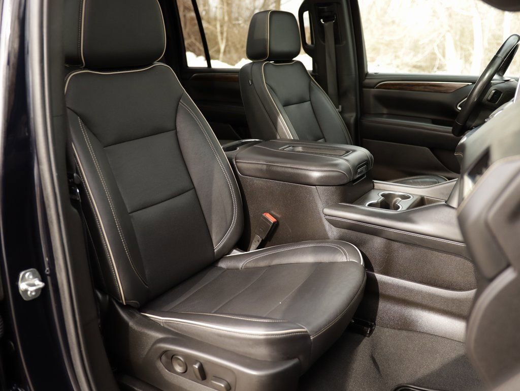 Used 2021 Chevrolet Suburban Premier image 37