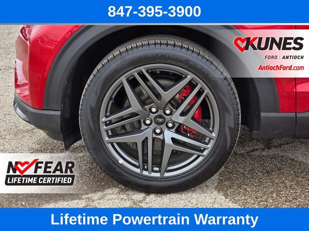 Used 2025 Ford Explorer ST-Line w/ ST-Line Street Pack image 12