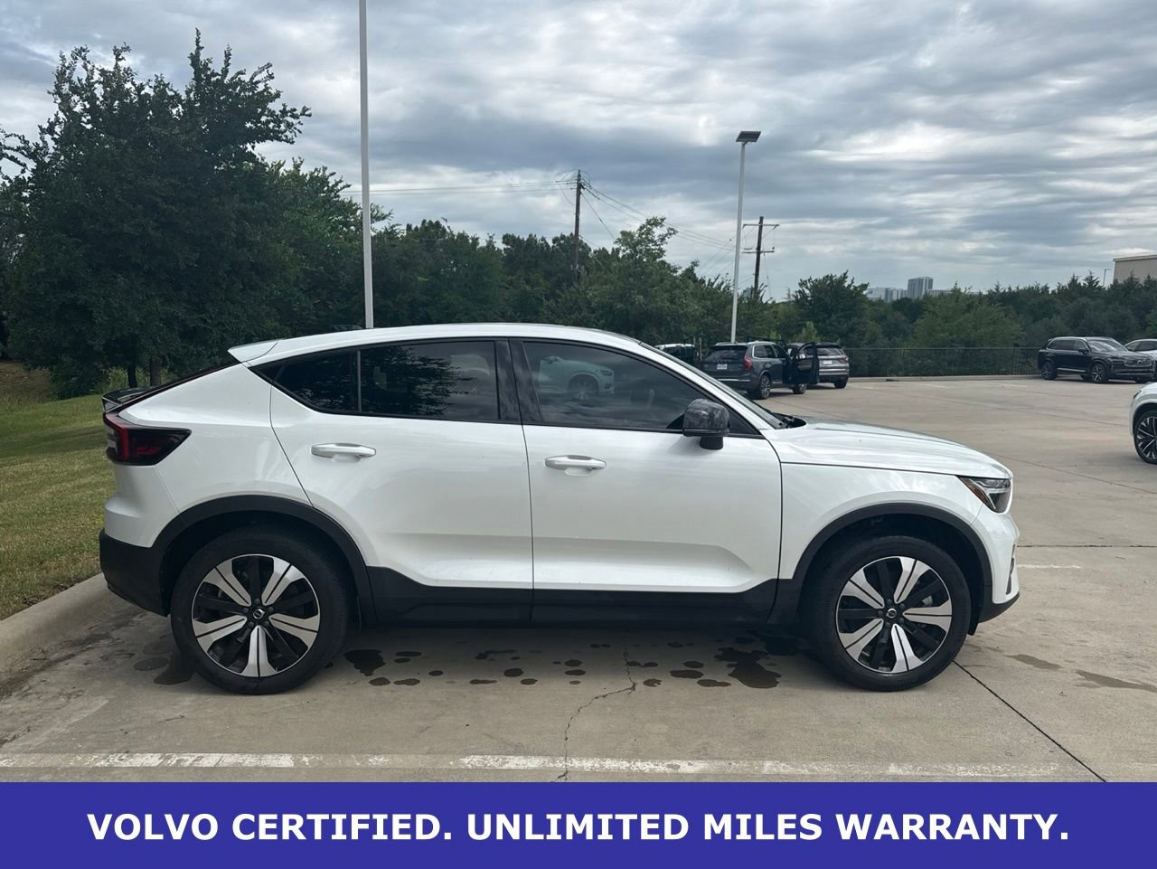 Certified 2023 Volvo C40 Recharge Core AWD/4WD image 4