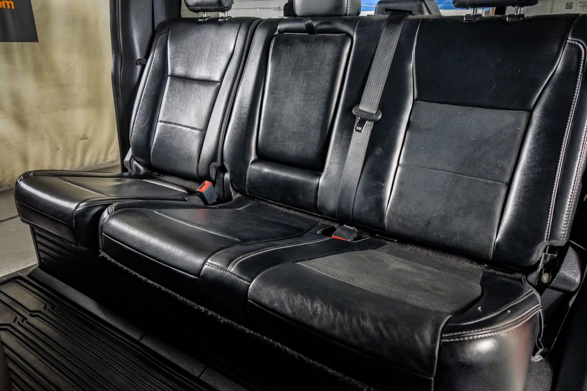 Used 2019 Ford F350 Lariat w/ Lariat Value Package AWD/4WD image 32