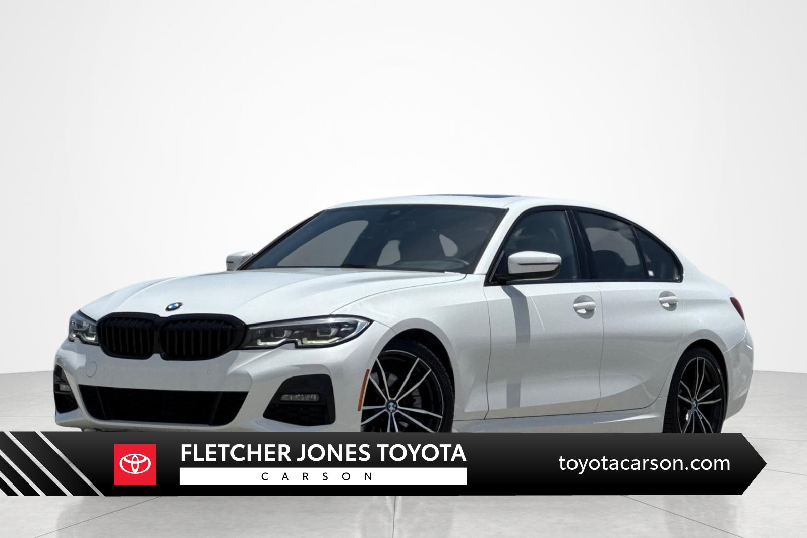 Used 2019 BMW 330i Sedan w/ M Sport Package RWD image 1
