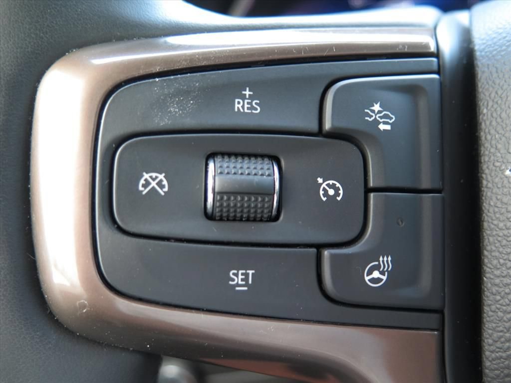 Used 2024 Chevrolet Tahoe High Country AWD/4WD image 20