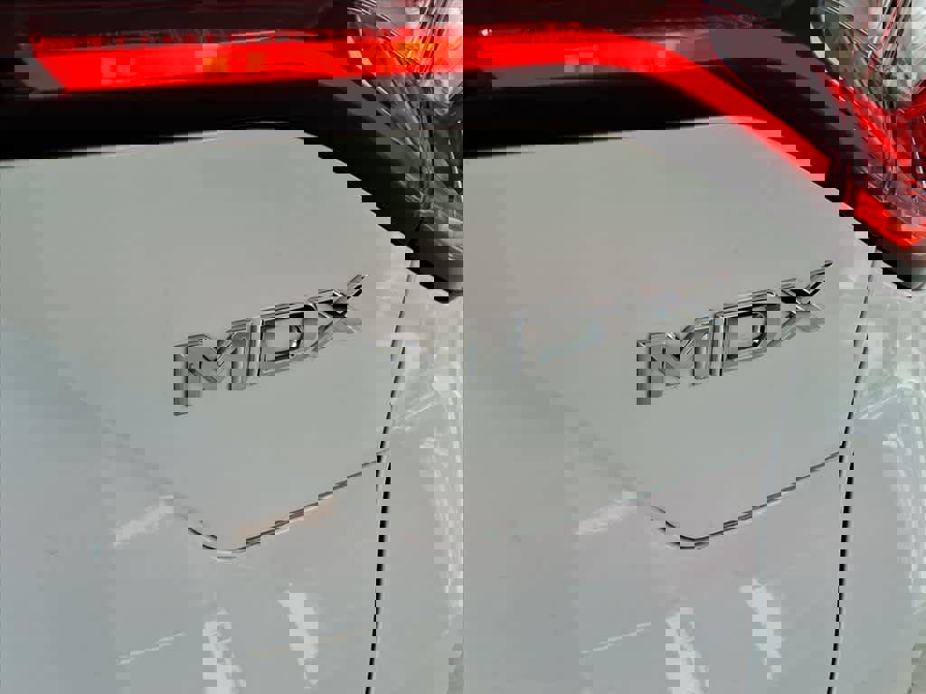 Used 2025 Acura MDX SH-AWD image 17