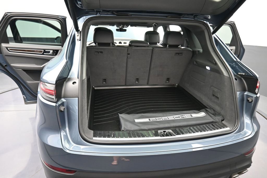 Used 2019 Porsche Cayenne S AWD/4WD image 16
