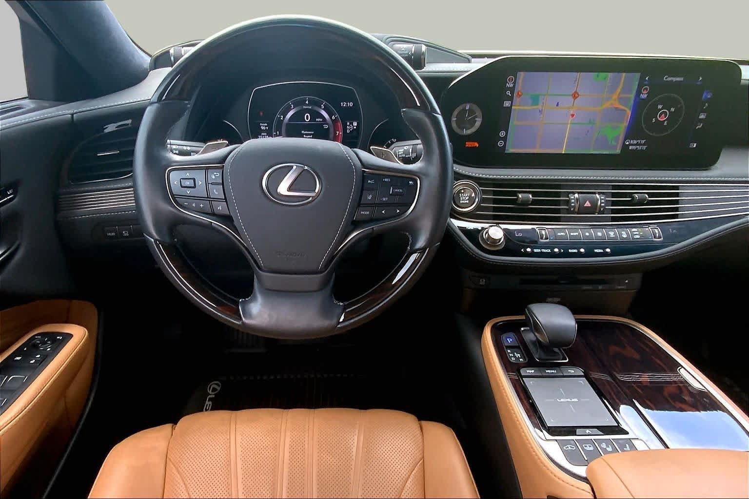 Used 2022 Lexus LS 500 w/ Interior Upgrade Package RWD image 5