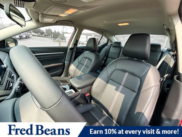 New 2025 Nissan Altima 2.5 SR AWD/4WD image 15