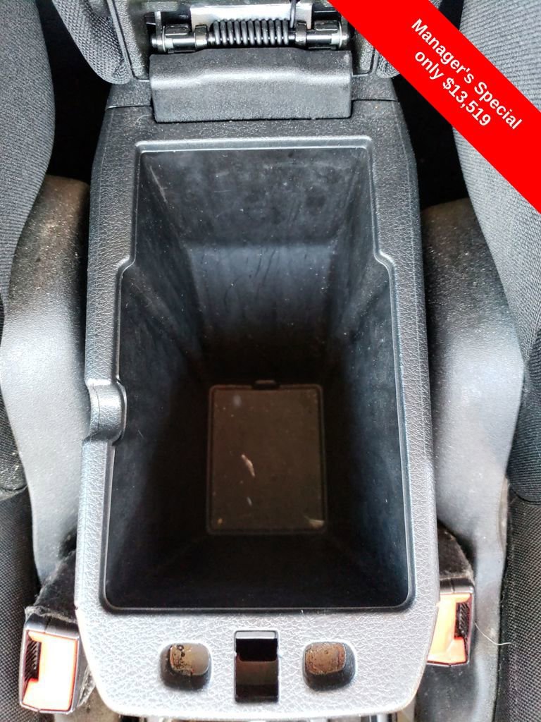 Used 2019 Jeep Renegade Latitude w/ Cold Weather Group AWD/4WD image 22