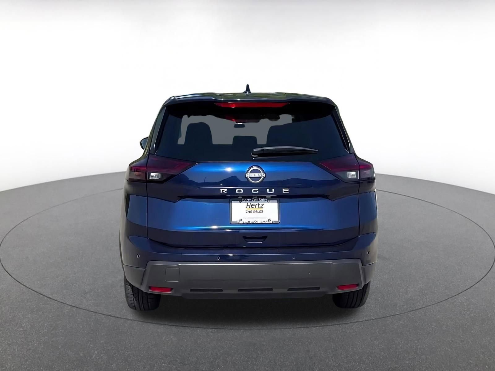 Used 2025 Nissan Rogue SV FWD image 12