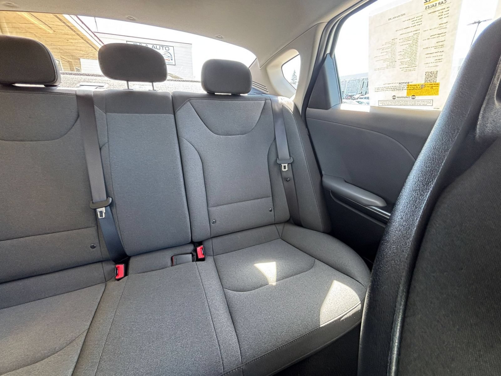 Used 2025 Kia K4 FWD image 36