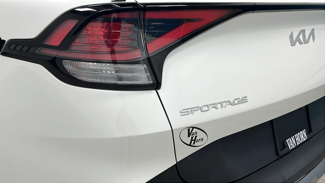 Used 2023 Kia Sportage EX AWD/4WD image 37