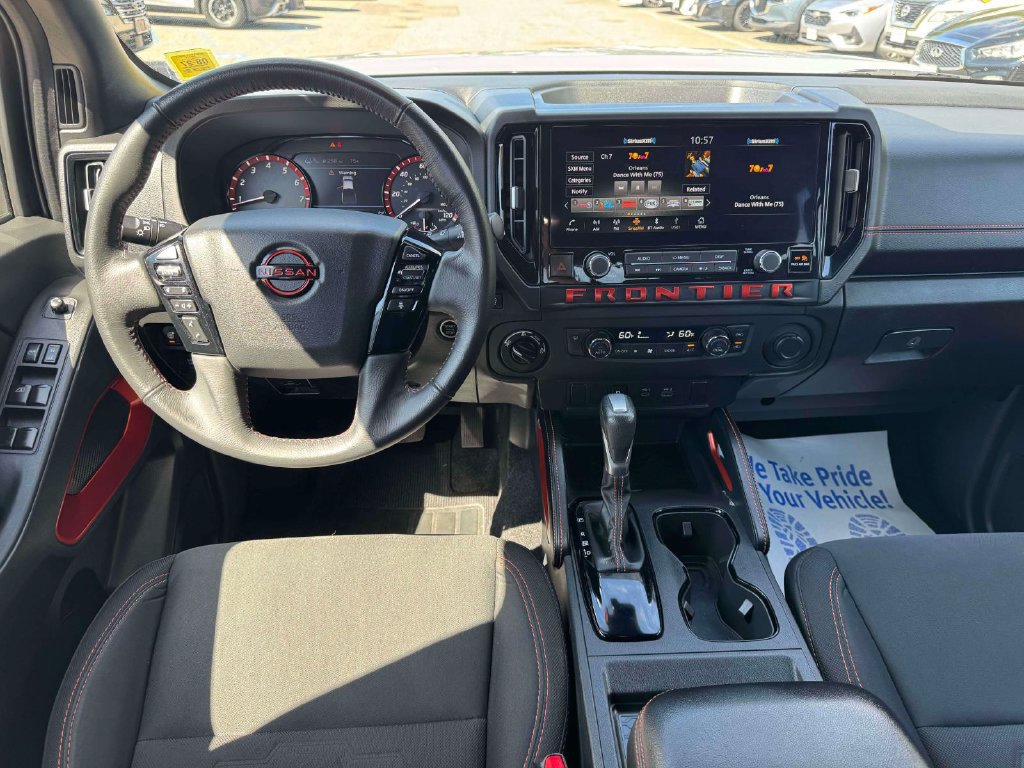 Certified 2025 Nissan Frontier PRO-4X AWD/4WD image 18
