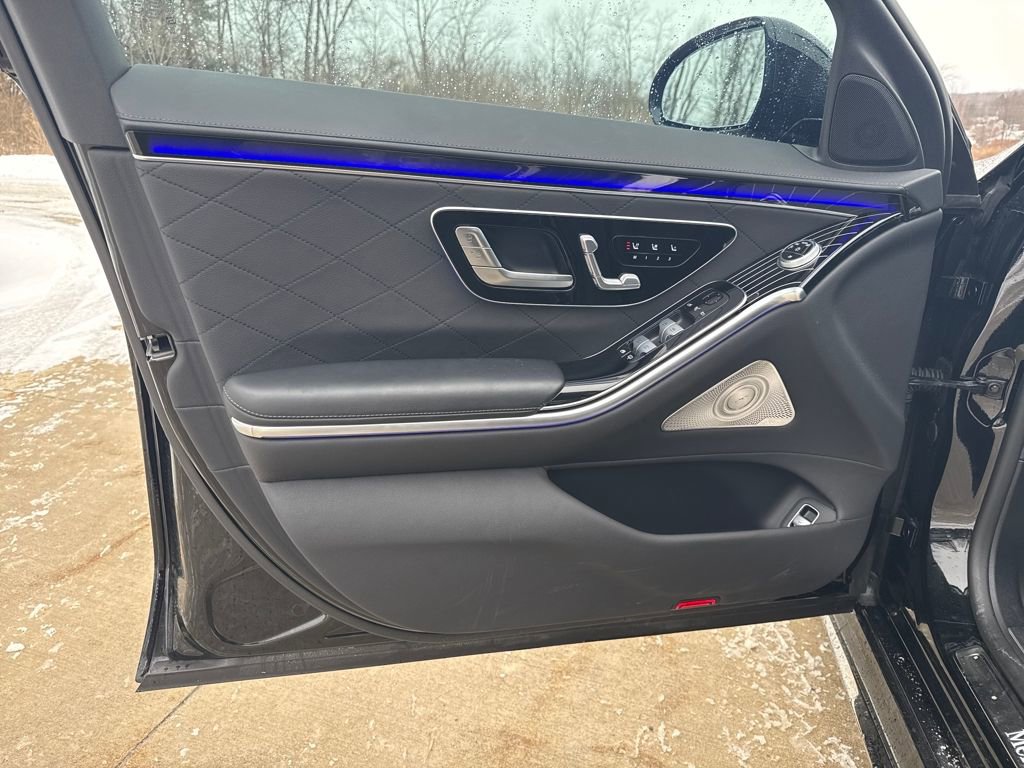 Used 2024 Mercedes-Benz S 580 S 580 image 10