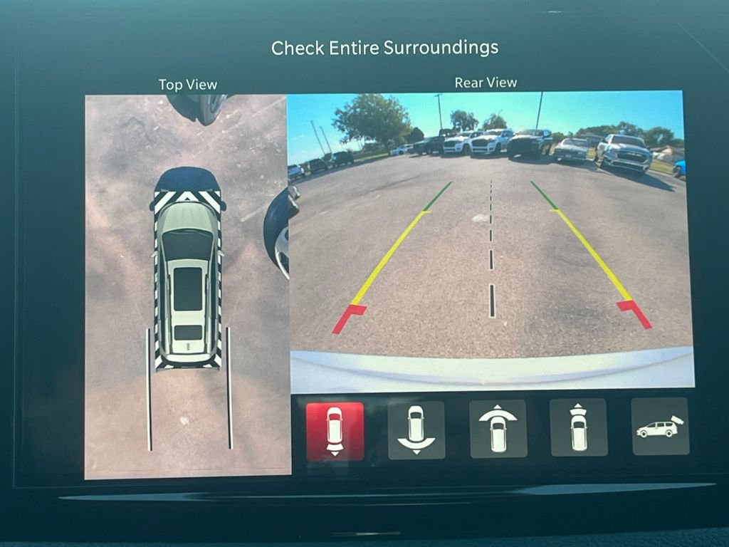 New 2026 Chrysler Pacifica Select image 9