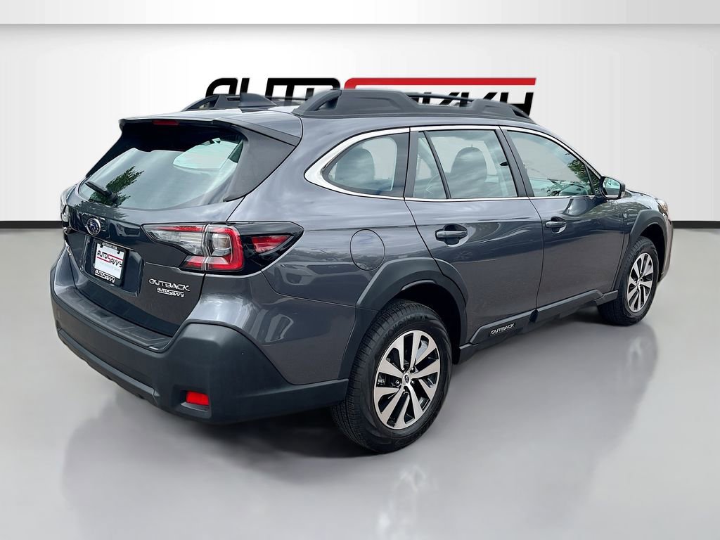 Used 2025 Subaru Outback image 7