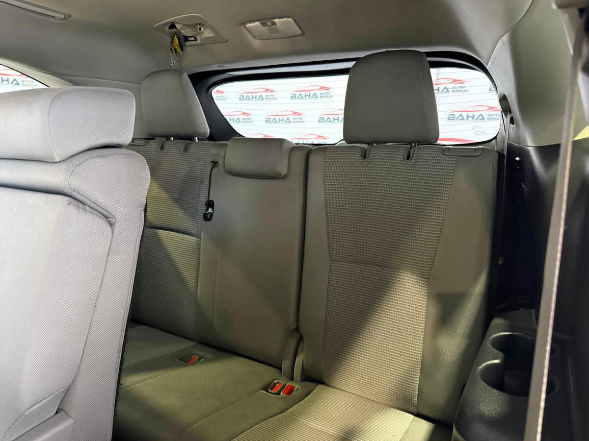 Used 2022 Toyota Highlander L FWD image 82