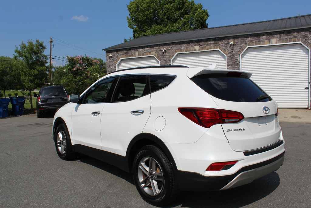 Used 2017 Hyundai Santa Fe Sport AWD/4WD image 9
