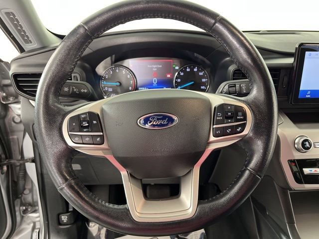 Used 2022 Ford Explorer XLT image 20
