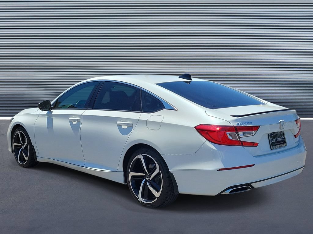 Used 2022 Honda Accord Sport image 4