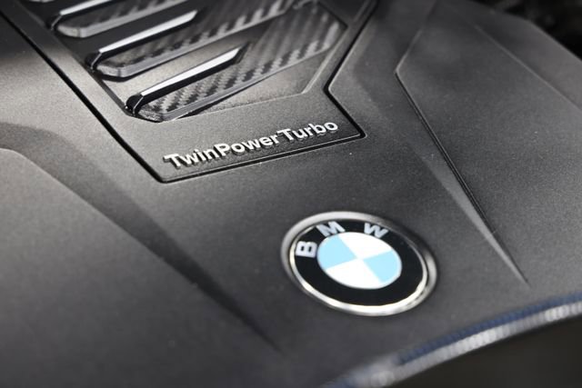 Used 2022 BMW X7 xDrive40i w/ Premium Package image 9