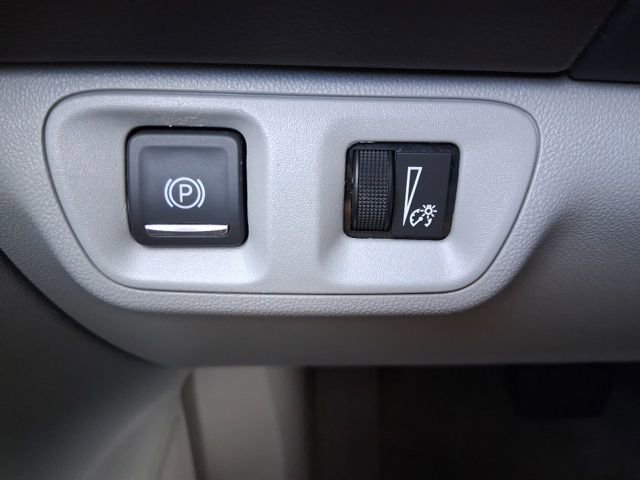 Used 2023 GMC Acadia SLT image 25