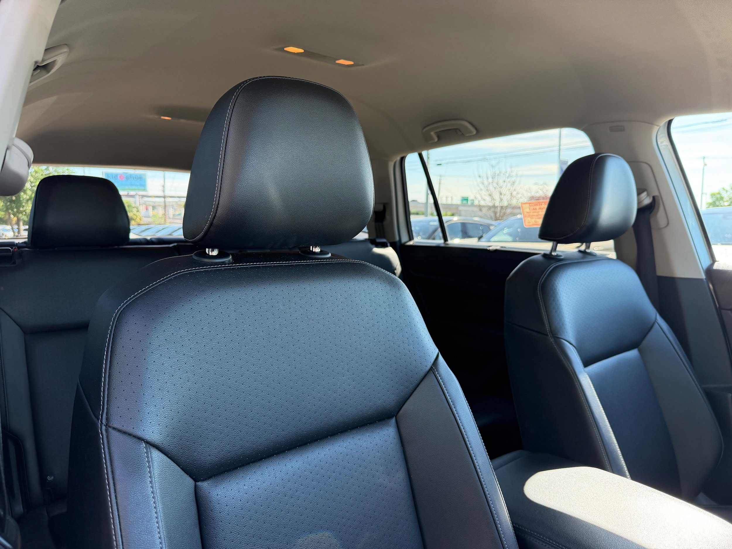 Used 2018 Volkswagen Atlas SE FWD image 11