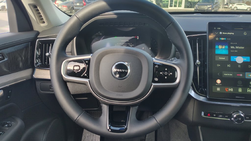 New 2026 Volvo XC90 B6 Plus AWD/4WD image 13