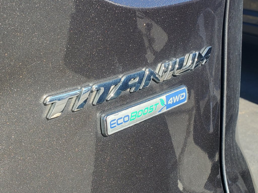 Used 2016 Ford Escape Titanium w/ Equipment Group 301A AWD/4WD image 30