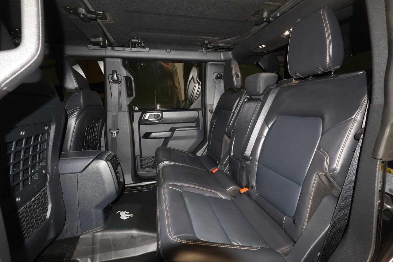 Used 2025 Ford Bronco Badlands AWD/4WD image 24
