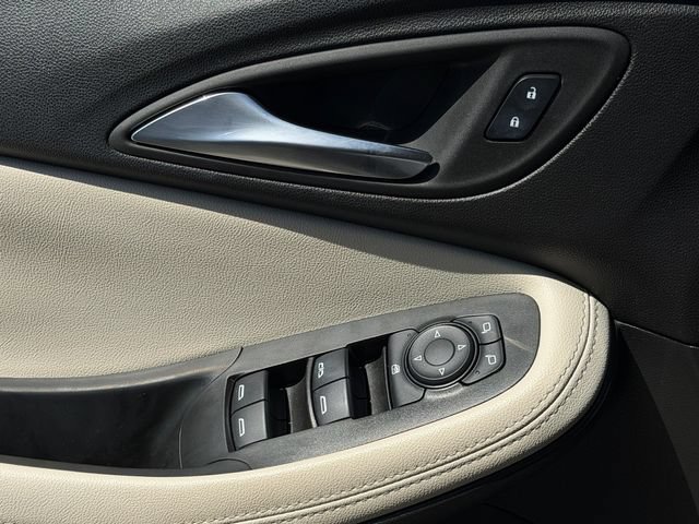 Used 2023 Buick Encore GX Preferred w/ Cold Weather Comfort Package FWD image 24