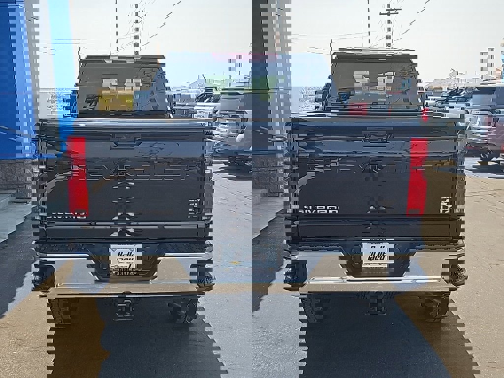 New 2025 Chevrolet Silverado 3500 LTZ w/ LTZ Convenience Package image 4