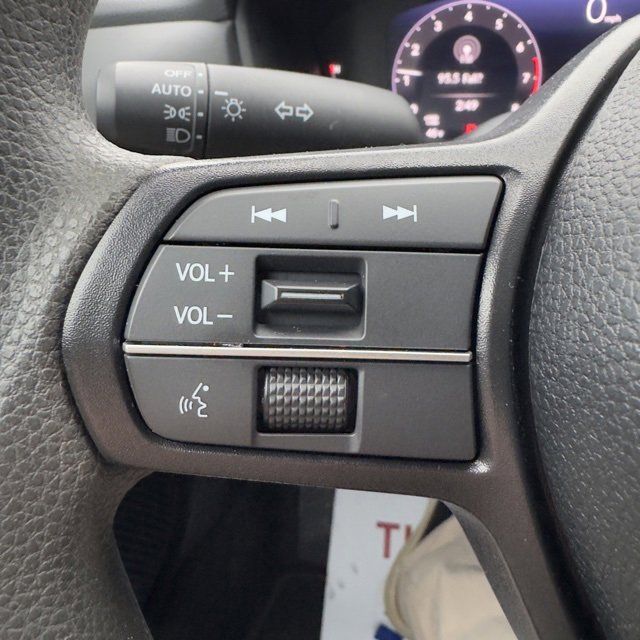 Certified 2025 Honda Accord LX image 23