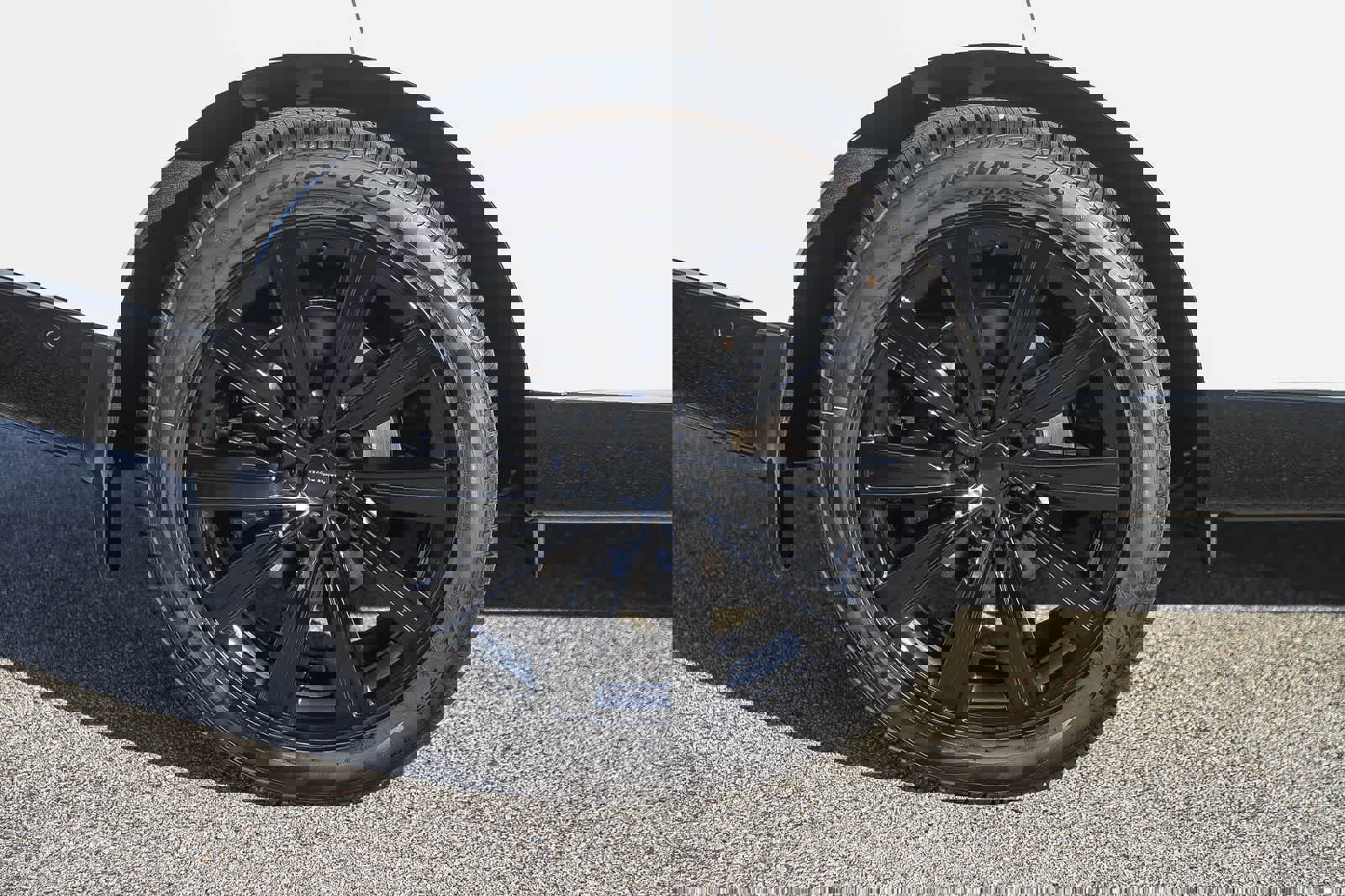 New 2026 Land Rover Range Rover Long Wheelbase SE image 12