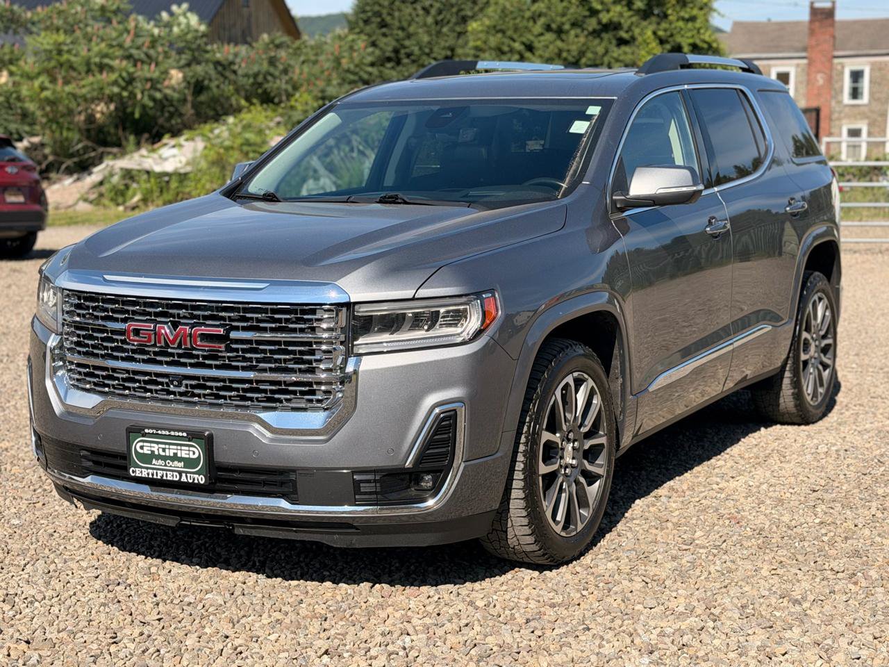 Used 2022 GMC Acadia Denali w/ GMC Pro Grade Package