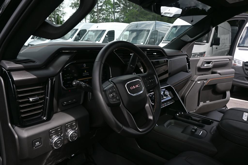 Used 2026 GMC Sierra 2500 AT4 w/ AT4 Premium Plus Package AWD/4WD image 6