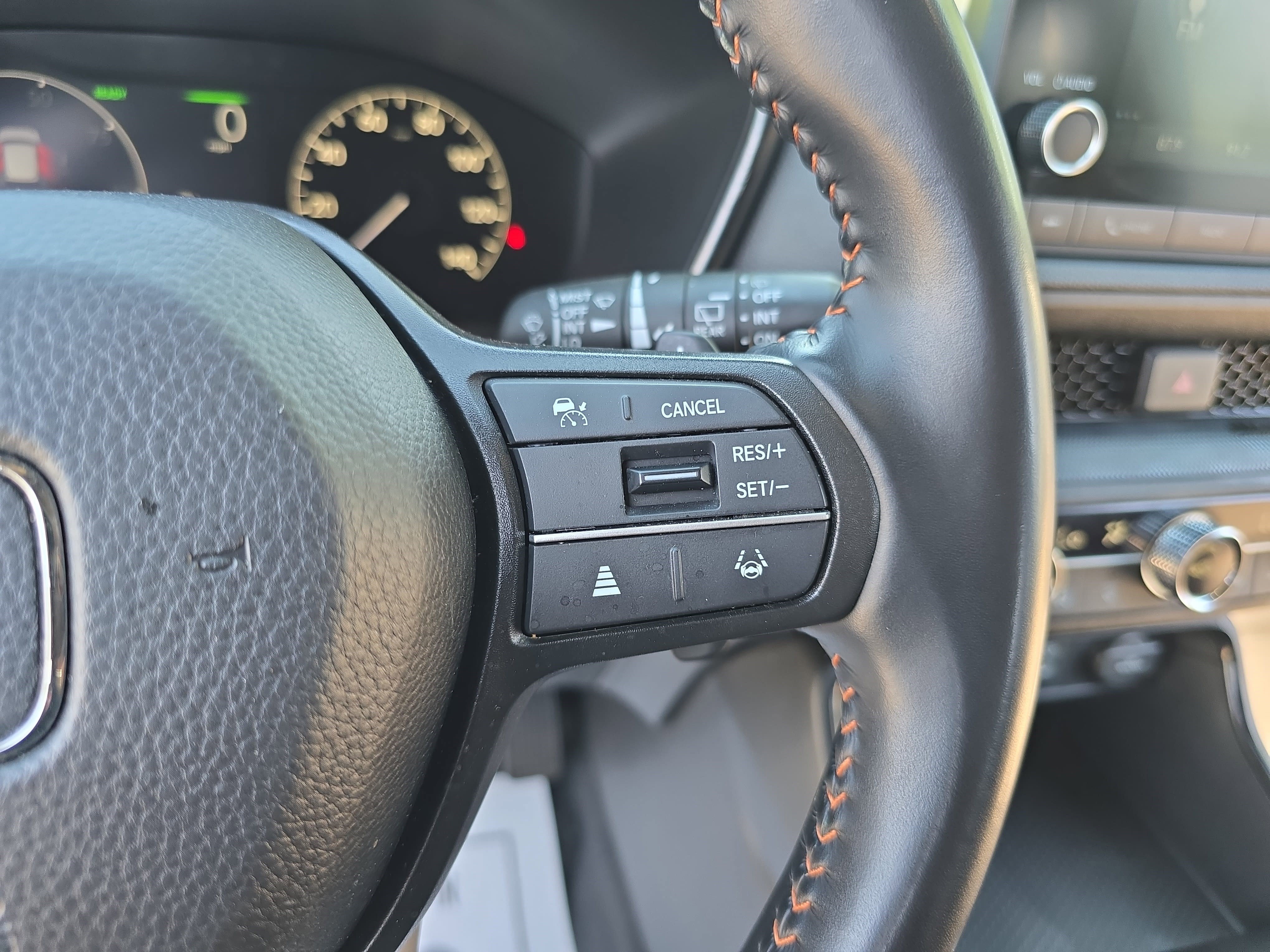 Used 2025 Honda CR-V Sport image 18