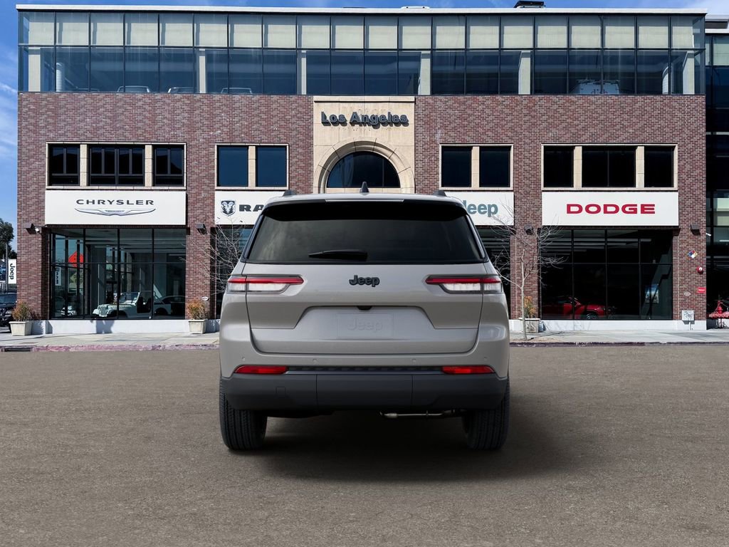 New 2025 Jeep Grand Cherokee L Altitude image 7