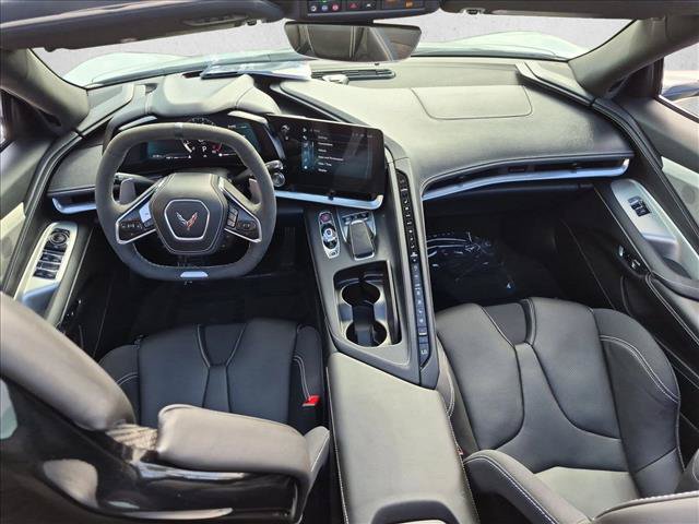 Used 2024 Chevrolet Corvette Z06 RWD image 17