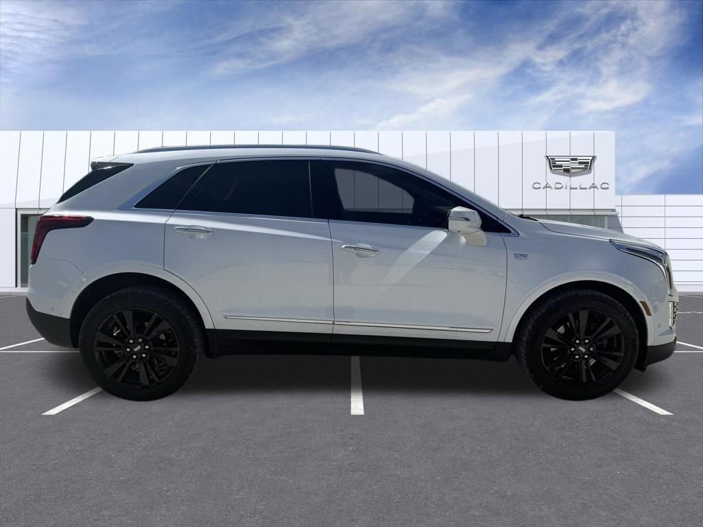Certified 2024 Cadillac XT5 Premium Luxury w/ Technology Package AWD/4WD image 2