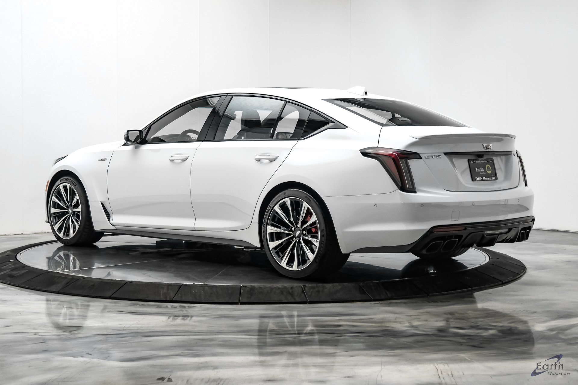 Used 2022 Cadillac CT5 V Blackwing w/ Driver Assist Package RWD image 10