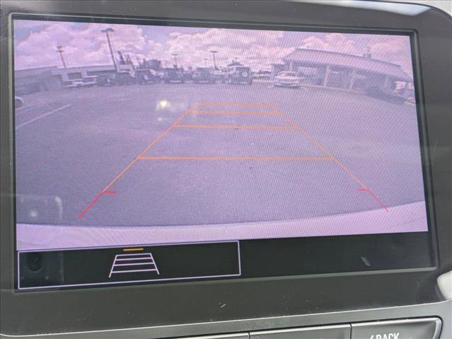 Used 2022 Chevrolet Malibu LT FWD image 13