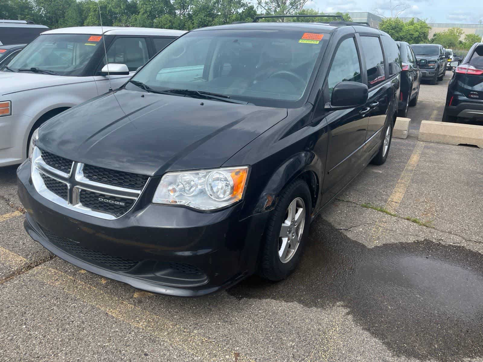 Used 2012 Dodge Grand Caravan SXT FWD video 2