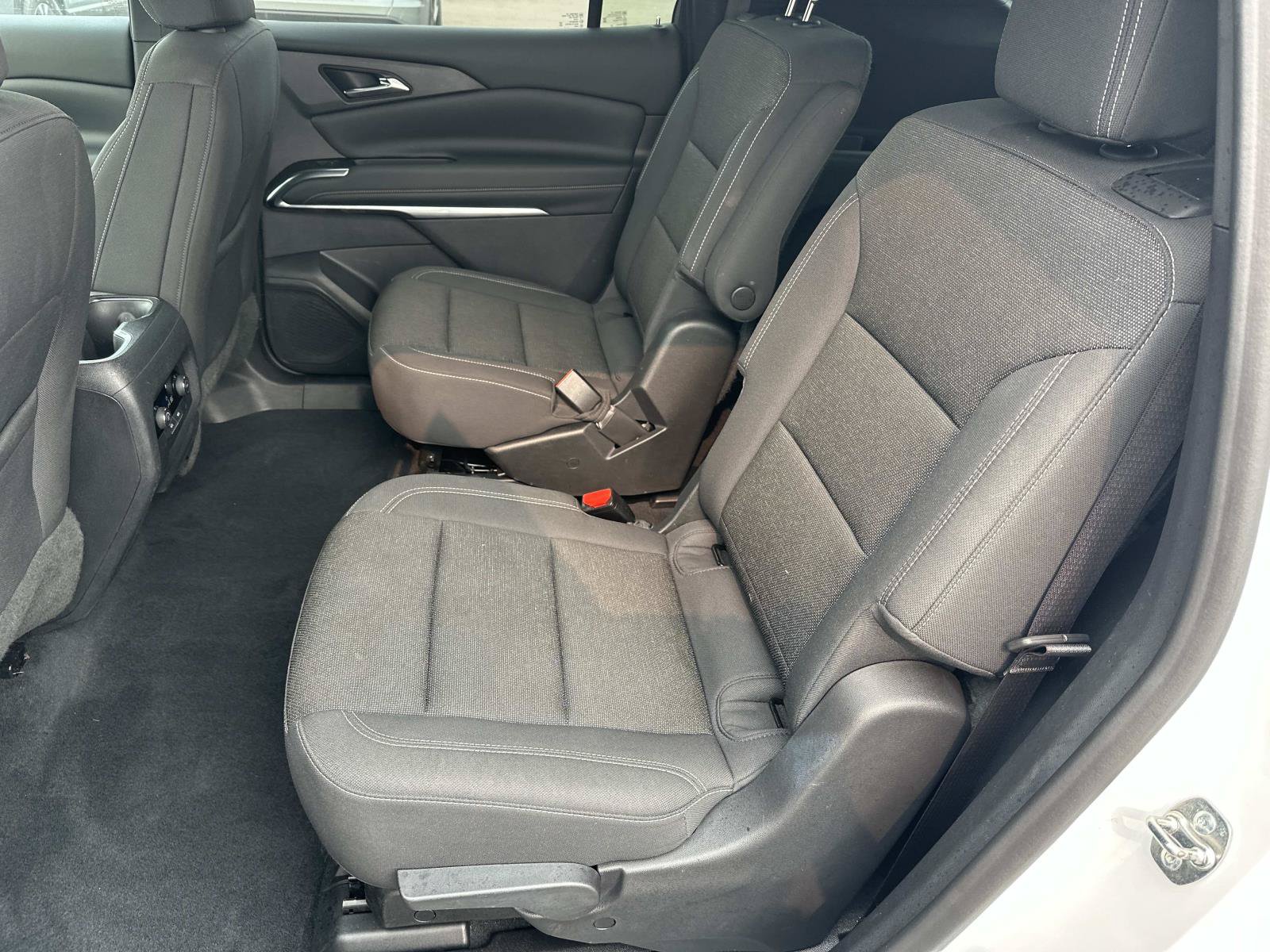 Certified 2024 Chevrolet Traverse LT FWD image 11