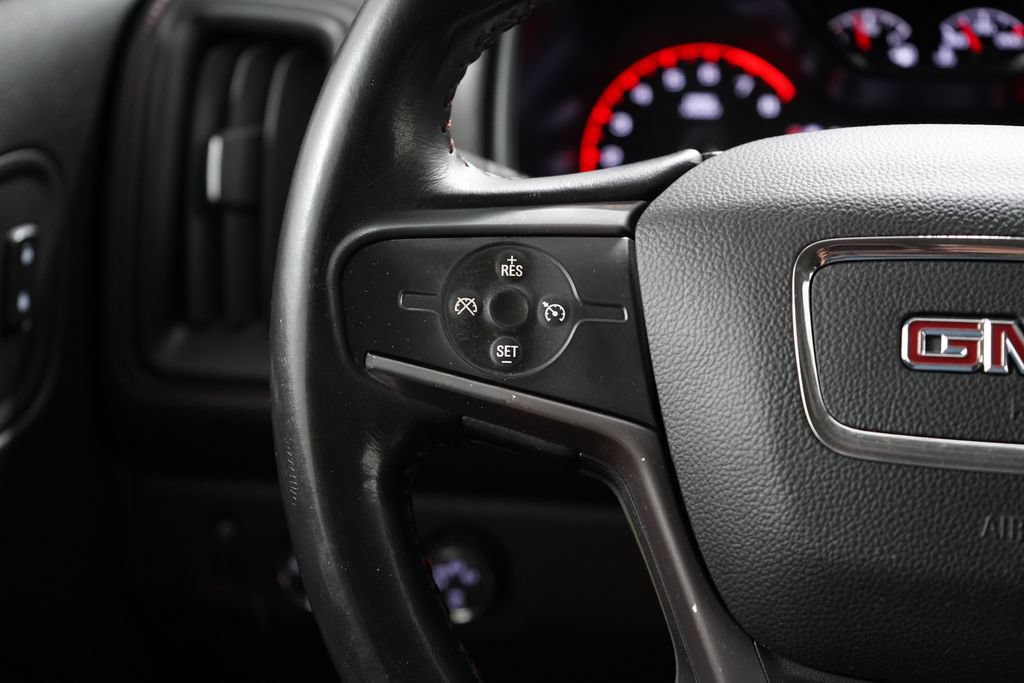 Used 2015 GMC Canyon SLE w/ All-Terrain Package AWD/4WD image 19